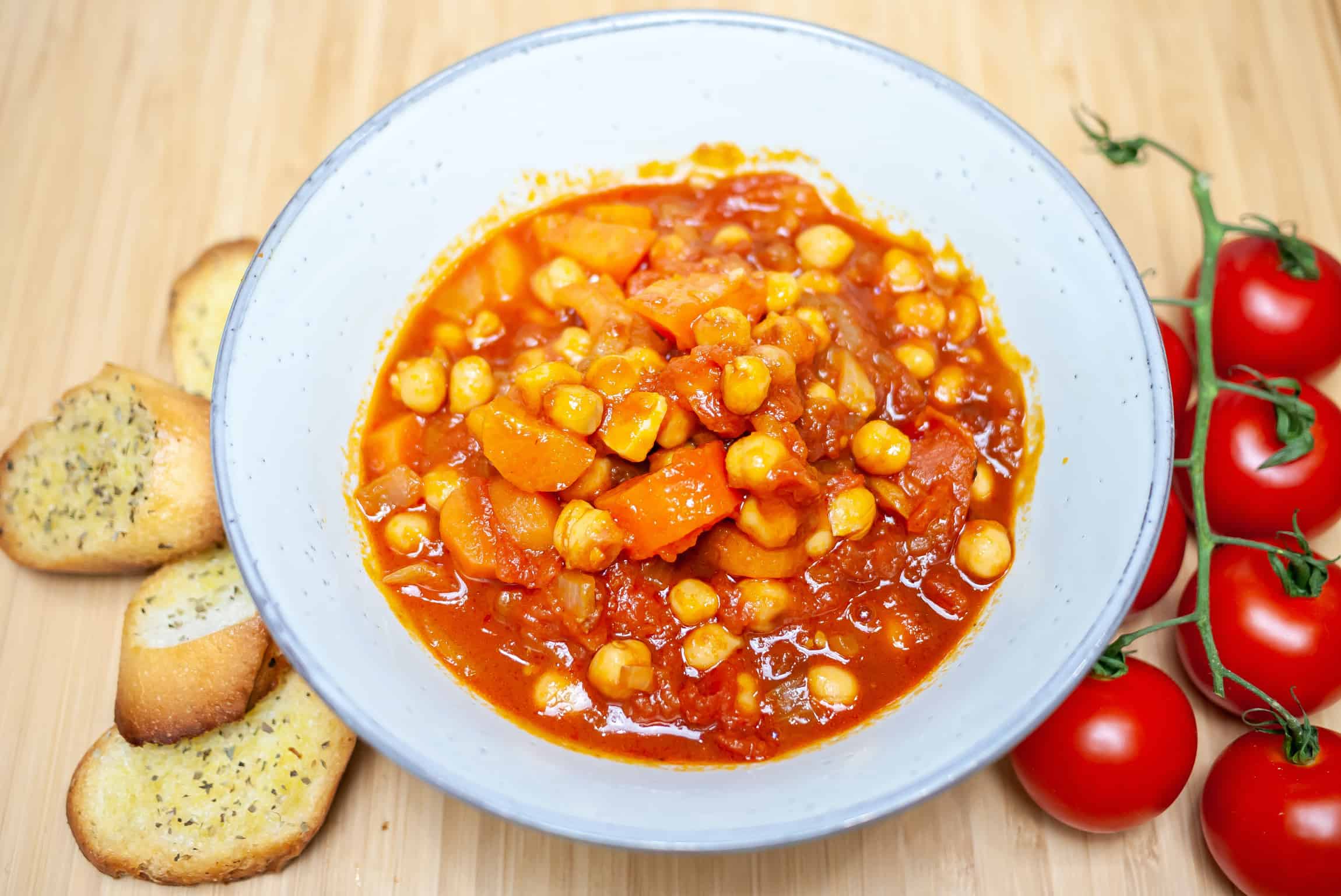 Red chickpea soup recipe