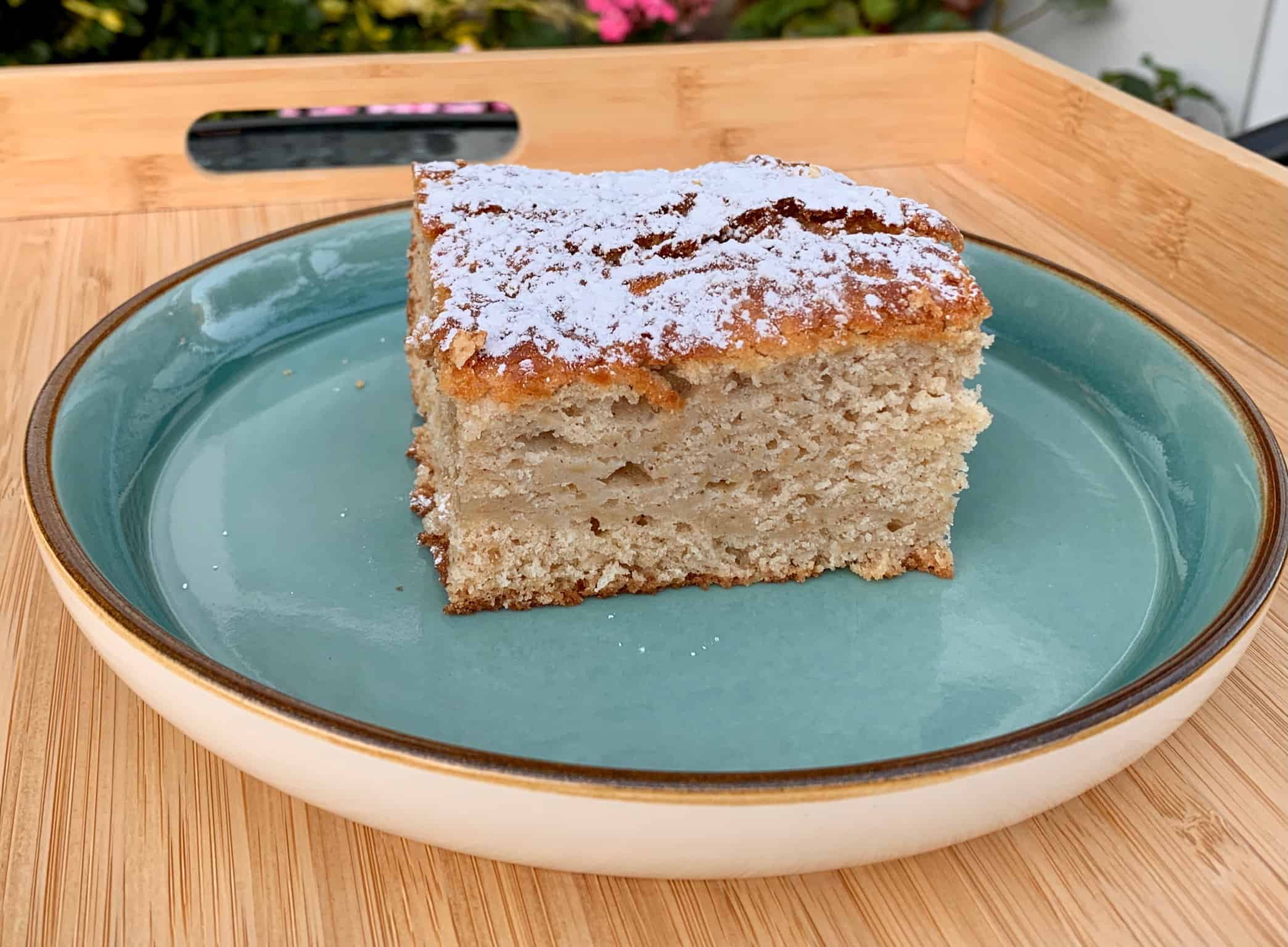 Easy Homemade Apple Cake 1