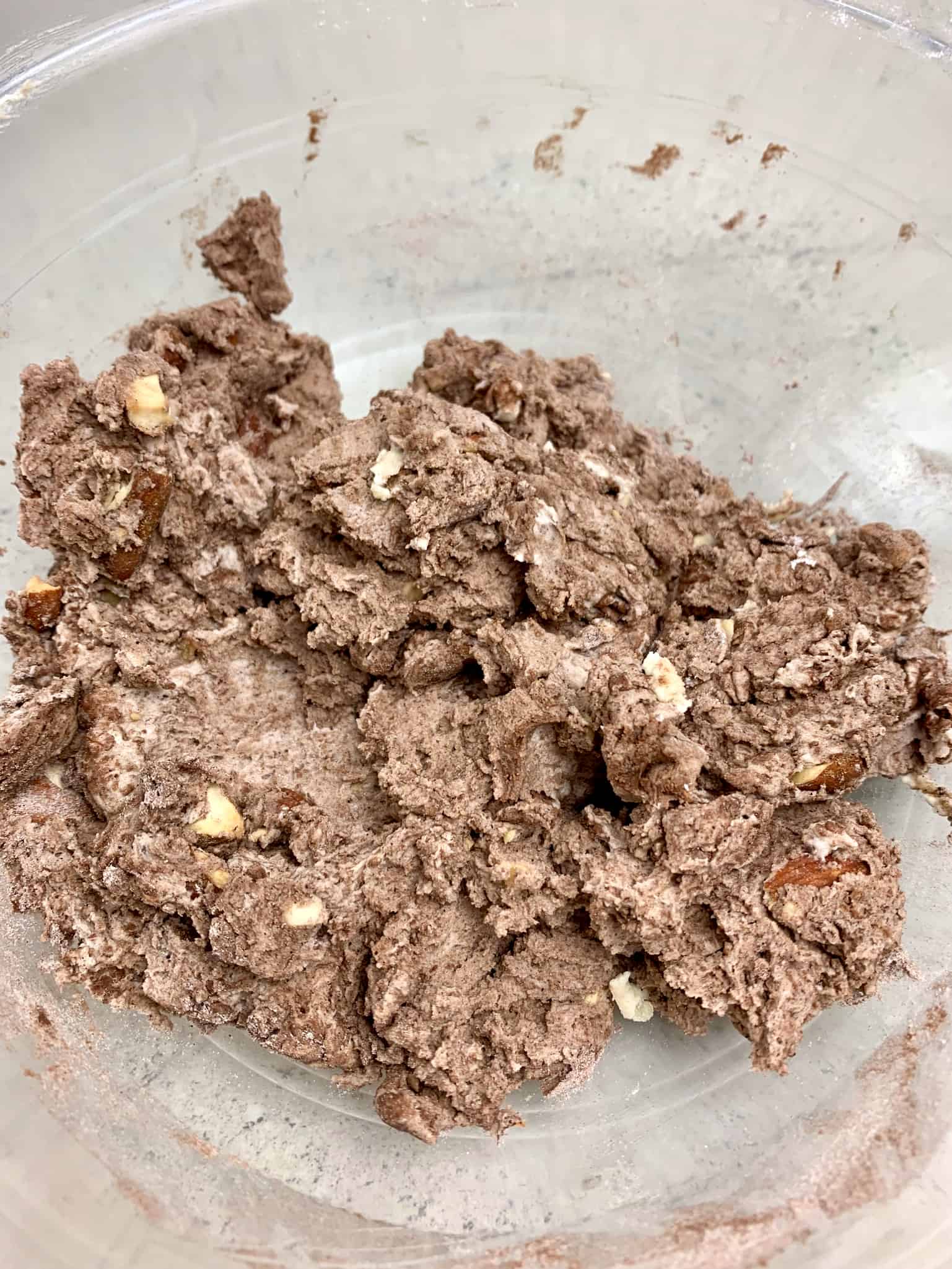 Kourabiedes with cocoa dough