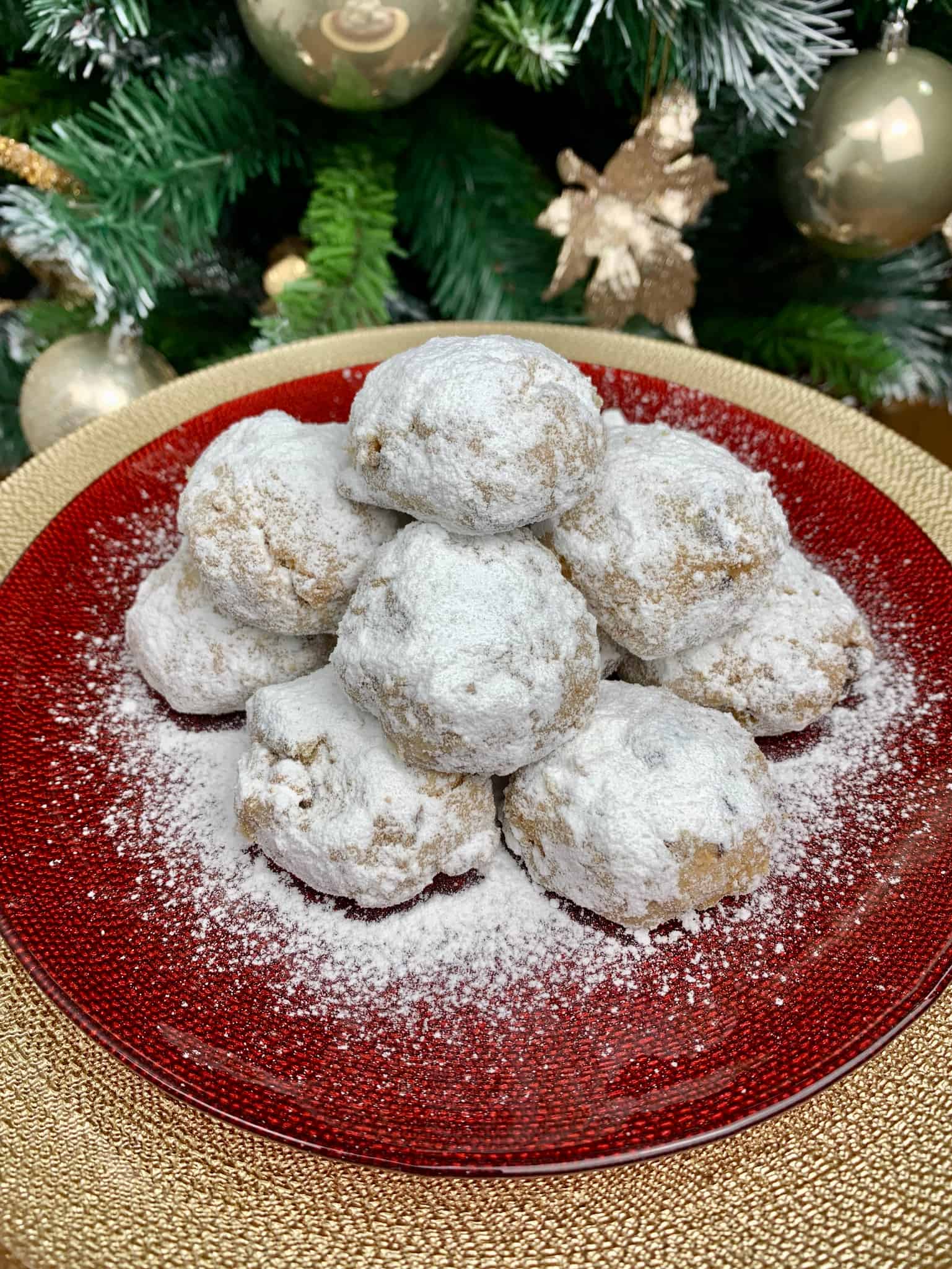 Vegan kourabiedes